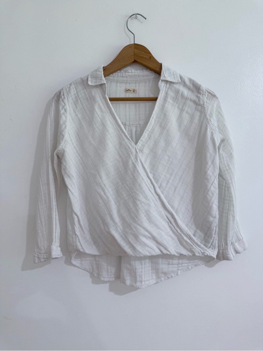 Hollister White Wrap-Front Long Sleeve Crop Top